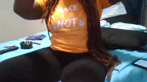 Sue Goddess online show from 11/25/25, 12:10