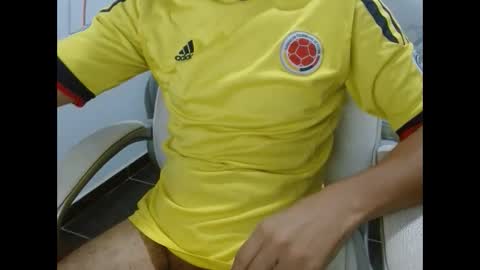 Snapshot of goten7 chatting on 09/23/25, 08:34 Andres online show from 09/23/25, 08:34