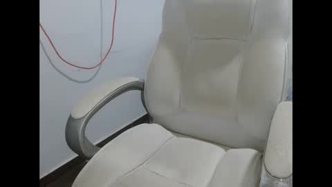 Andres online show from 11/21/25, 07:01