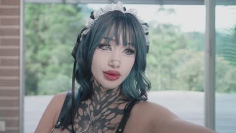 sophie  Special celebration a the beach 300k followers 3011 and 0112   online show from 03/07/26, 08:17