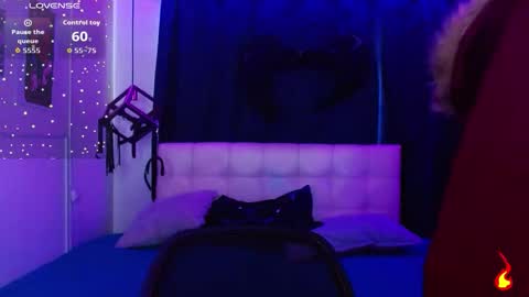 goth_minerva online show from 11/10/25, 01:32