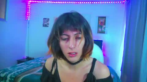 Snapshot of goth_minerva chatting on 06/21/26, 01:46 goth_minerva online show from 06/21/26, 01:46