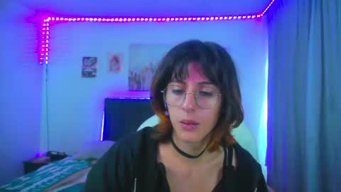 Snapshot of goth_minerva chatting on 07/08/26, 02:10 goth_minerva online show from 07/08/26, 02:10