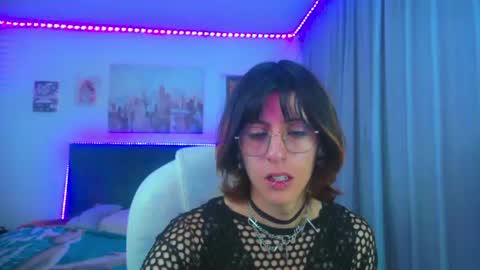Snapshot of goth_minerva chatting on 07/11/26, 02:09 goth_minerva online show from 07/11/26, 02:09