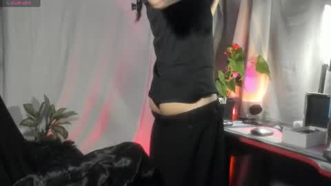 Snapshot of goth_ru chatting on 07/11/26, 01:36 Russ online show from 07/11/26, 01:36