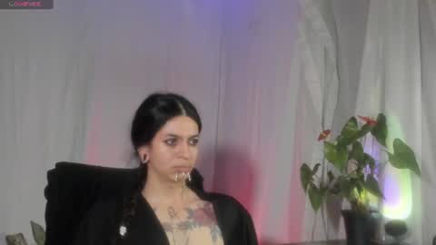 Snapshot of goth_ru chatting on 07/20/26, 12:29 Russ online show from 07/20/26, 12:29