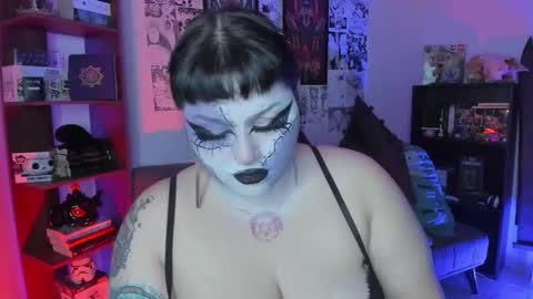 Snapshot of goth_stein chatting on 10/13/25, 04:12 Engel   Please help me to reach 50 thumbs up online show from 10/13/25, 04:12