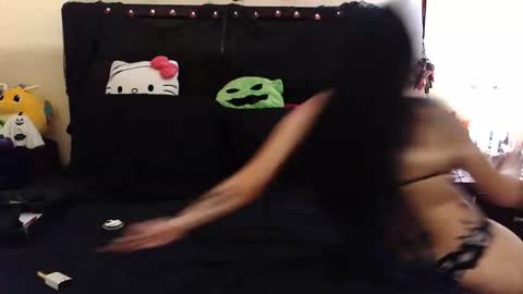 gothbaby305 online show from 10/21/25, 02:56