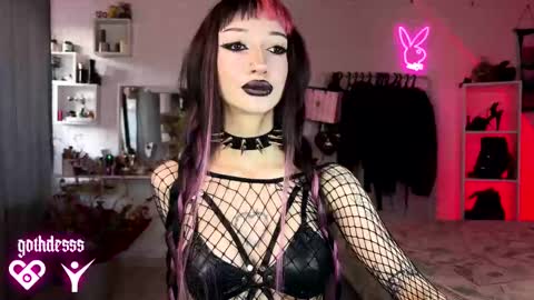    online show from 03/15/26, 04:18