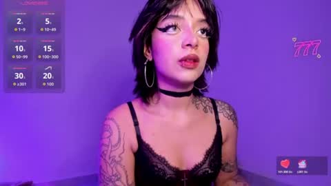 Violet online show from 06/16/26, 04:48