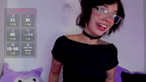 Violet online show from 07/09/26, 01:20