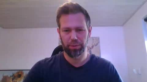 Snapshot of gottalop chatting on 10/10/25, 03:44 gottalop online show from 10/10/25, 03:44