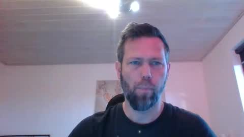 Snapshot of gottalop chatting on 10/12/25, 06:23 gottalop online show from 10/12/25, 06:23