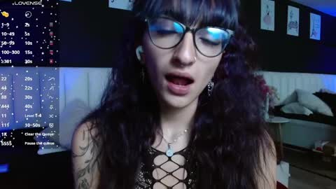 Snapshot of gotthic_met chatting on 04/30/26, 04:08 Meredith Alessandra online show from 04/30/26, 04:08