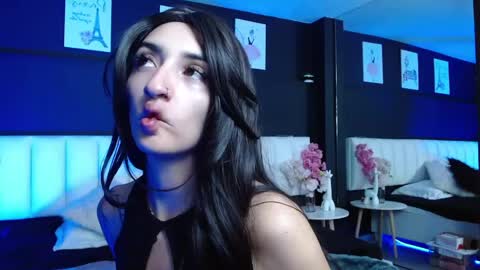 Snapshot of gotthic_met chatting on 05/14/26, 04:52 Meredith Alessandra online show from 05/14/26, 04:52