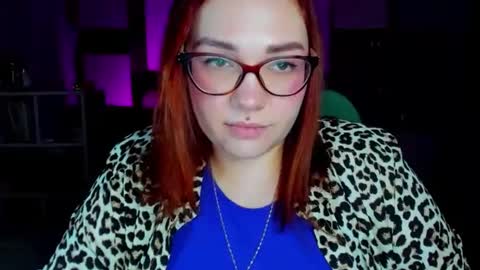 Snapshot of gotticatt chatting on 11/16/25, 10:15 Ines online show from 11/16/25, 10:15