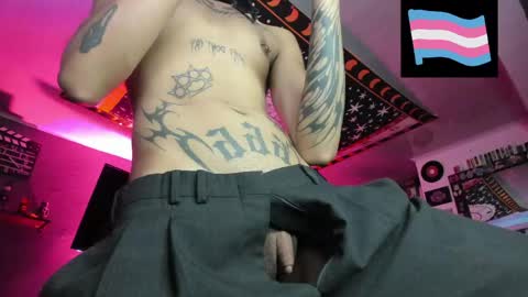 Manolo  modelo independiente online show from 04/25/26, 03:53