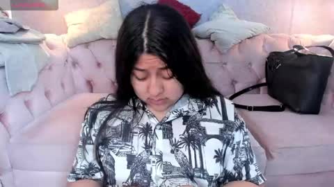 Snapshot of grace77_ chatting on 05/19/26, 12:44 Grace online show from 05/19/26, 12:44