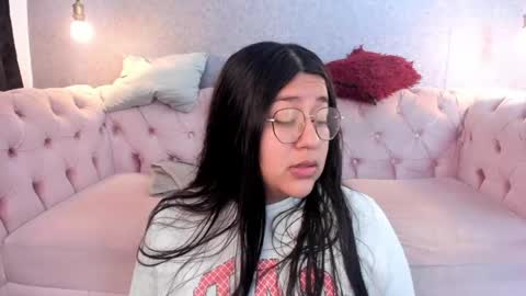 Snapshot of grace77_ chatting on 05/20/26, 12:55 Grace online show from 05/20/26, 12:55