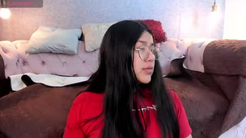 Snapshot of grace77_ chatting on 06/05/26, 12:33 Grace online show from 06/05/26, 12:33