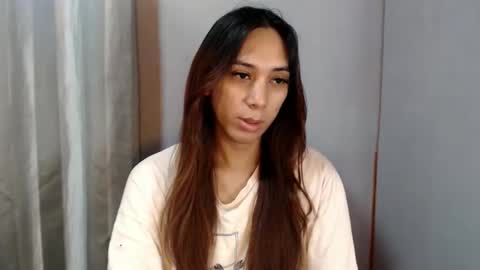 Snapshot of grace_for_youuu chatting on 04/27/26, 03:15 HoneyGrace online show from 04/27/26, 03:15