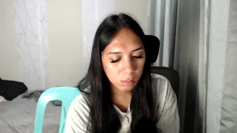 Snapshot of grace_for_youuu chatting on 07/23/26, 02:15 HoneyGrace online show from 07/23/26, 02:15
