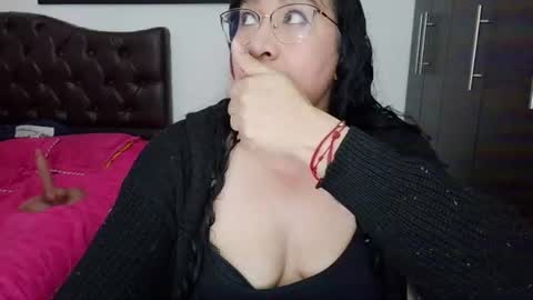 Snapshot of grace_mature_milf chatting on 06/17/26, 11:27 grace_mature_milf online show from 06/17/26, 11:27