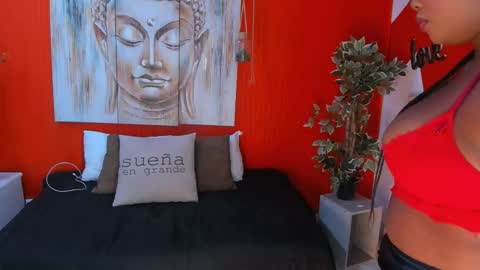 grace online show from 10/12/25, 02:27