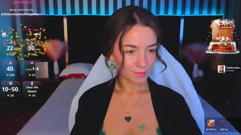Snapshot of gracefulmichelle chatting on 05/14/26, 07:42 gracefulmichelle online show from 05/14/26, 07:42