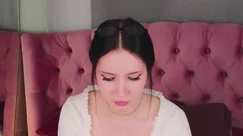 Snapshot of gracemonroe chatting on 08/08/26, 03:25 Grace online show from 08/08/26, 03:25