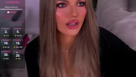 Grace online show from 10/27/25, 03:27