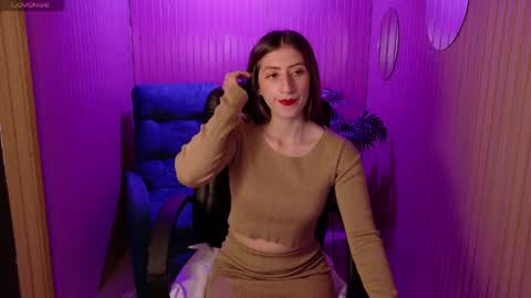 Snapshot of graciecollins chatting on 04/27/26, 02:48 Gracie online show from 04/27/26, 02:48