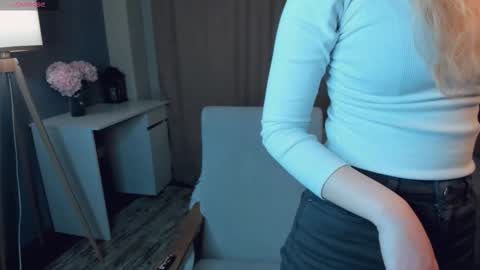 Sofia 3 online show from 03/04/26, 01:11