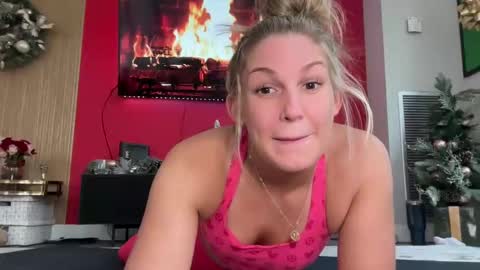 Gracie Mae online show from 12/06/24, 06:39