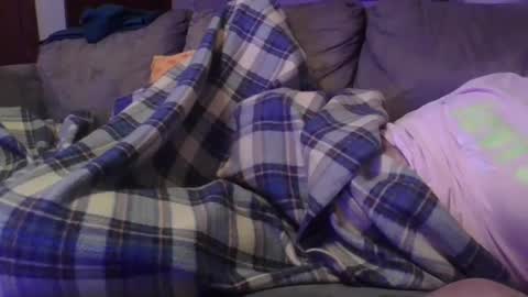 7 in boy toy online show from 12/08/24, 06:22