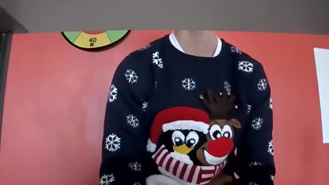 Snapshot of grandbi chatting on 12/18/25, 10:32 grandbi online show from 12/18/25, 10:32