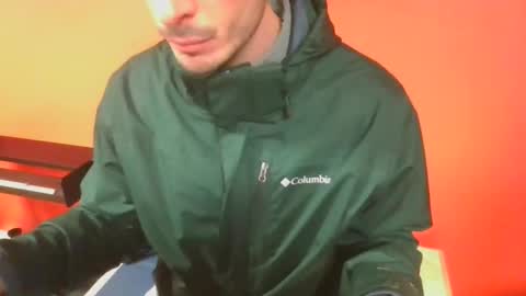 Snapshot of grandbi chatting on 02/11/26, 10:42 grandbi online show from 02/11/26, 10:42