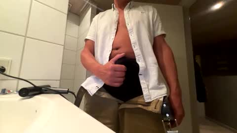 Snapshot of grandedane chatting on 06/05/26, 08:47 Alwaysready online show from 06/05/26, 08:47