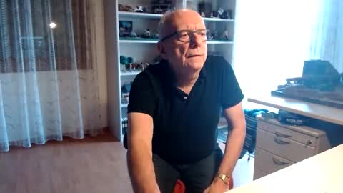 grandpach online show from 02/21/25, 11:22