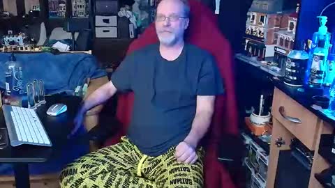 Christopher online show from 03/03/26, 01:23