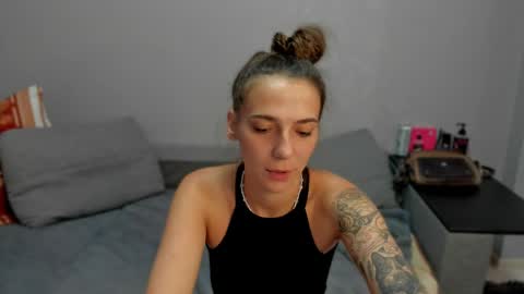 Anna online show from 05/03/26, 04:07
