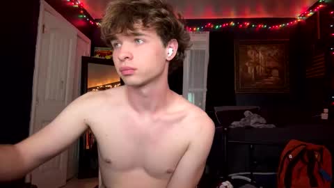 graysonowens online show from 09/14/25, 04:22