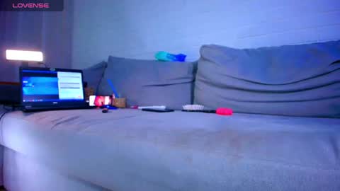 Anny online show from 07/08/26, 10:47