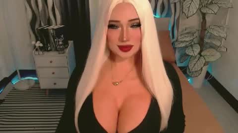 PAULATHEONE online show from 12/03/25, 12:18