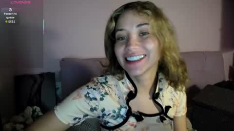 Snapshot of greeicywells chatting on 07/26/26, 10:00 Greeicy online show from 07/26/26, 10:00