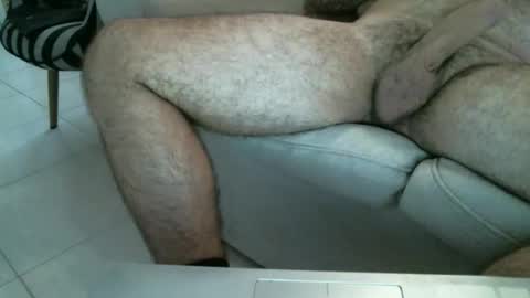 Snapshot of greeky4 chatting on 09/09/25, 03:33 greeky4 online show from 09/09/25, 03:33