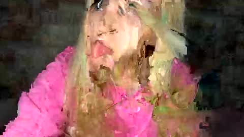 Snapshot of green_eyes_twinkl chatting on 09/29/25, 12:32 Lina 3 online show from 09/29/25, 12:32