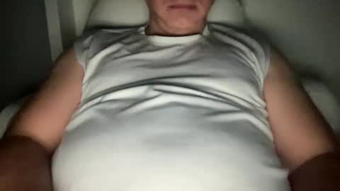 Snapshot of green_knight4169 chatting on 10/22/25, 10:48 GreenKnight online show from 10/22/25, 10:48