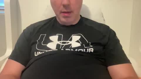 Snapshot of green_knight4169 chatting on 11/08/25, 12:22 GreenKnight online show from 11/08/25, 12:22