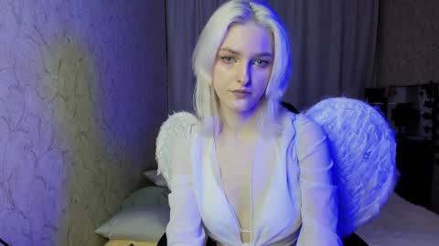 Snapshot of green_tea666 chatting on 01/25/25, 12:26 Lilith online show from 01/25/25, 12:26
